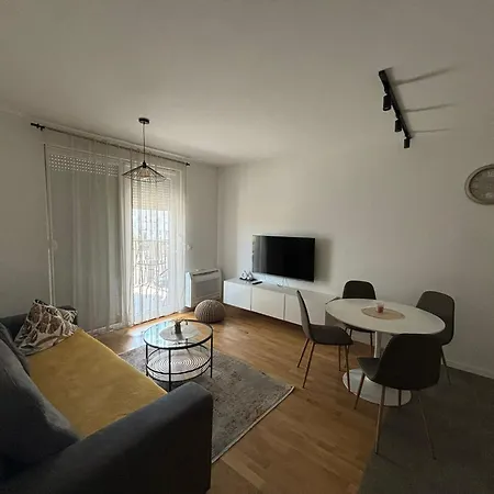 Mareli Apartamento