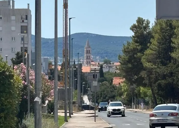 Mareli Apartman Zára